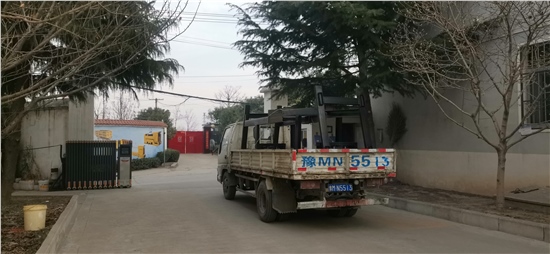 洛寧客戶購買震動(dòng)漏斗